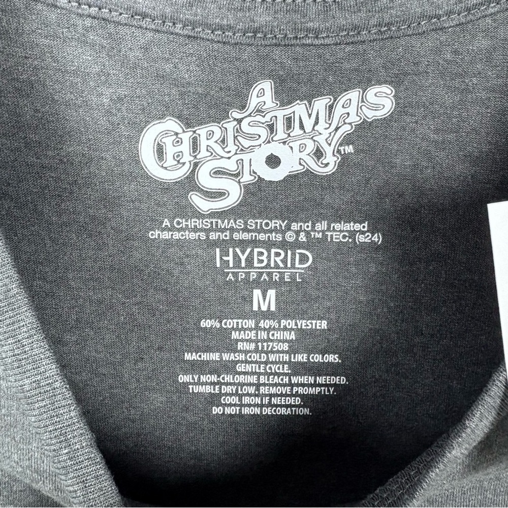 NWT A Christmas Story Ralphie oh fudge Graphic T-Shirt size medium - Picture 7 of 7